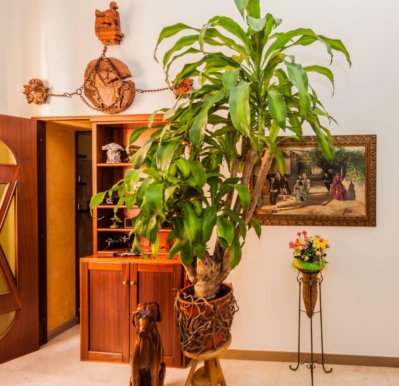 Albergo Della Corte Benevento Bagian luar foto