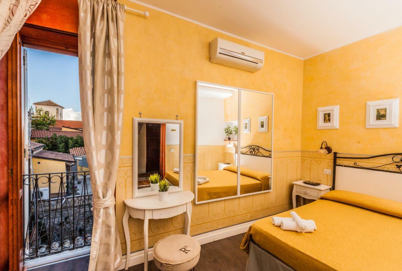Albergo Della Corte Benevento Bagian luar foto