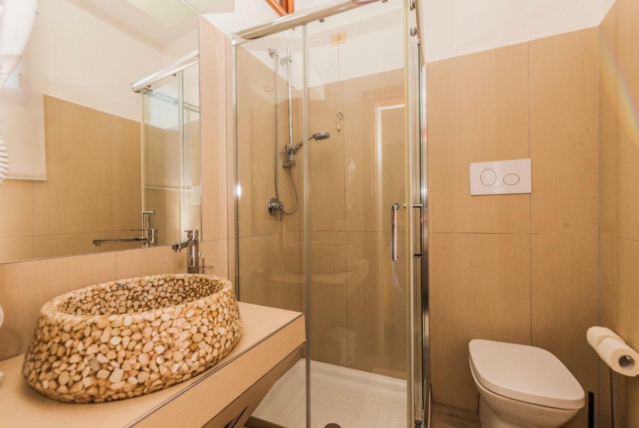 Albergo Della Corte Benevento Bagian luar foto