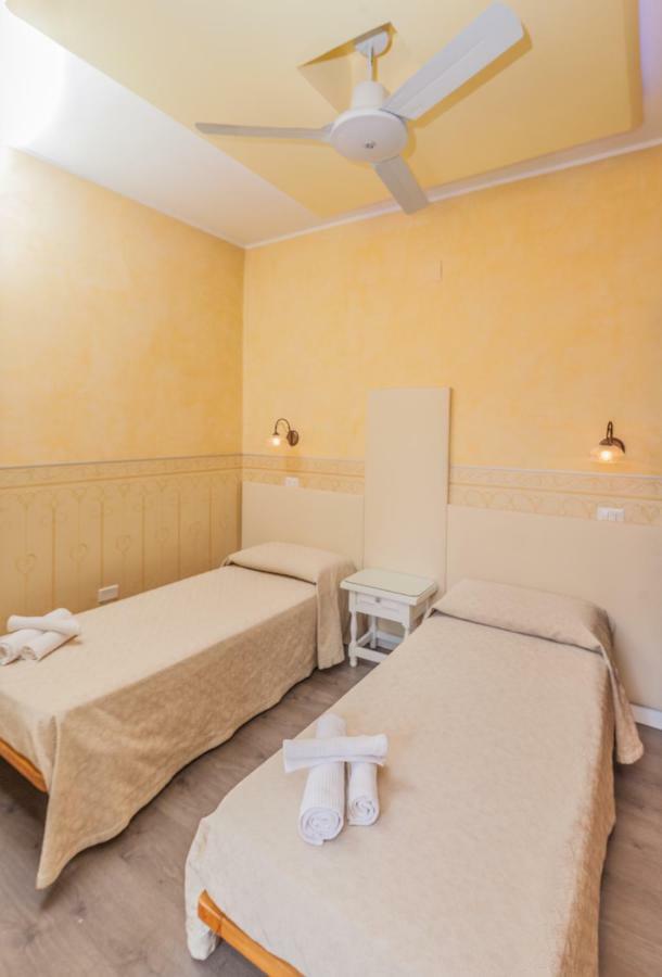 Albergo Della Corte Benevento Bagian luar foto
