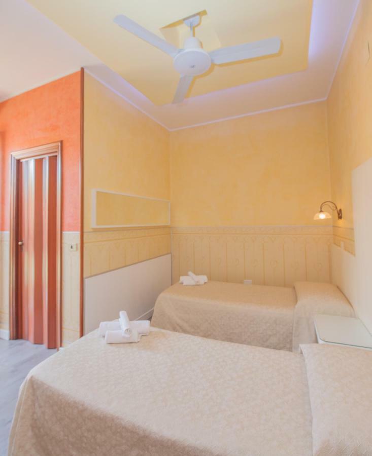 Albergo Della Corte Benevento Bagian luar foto