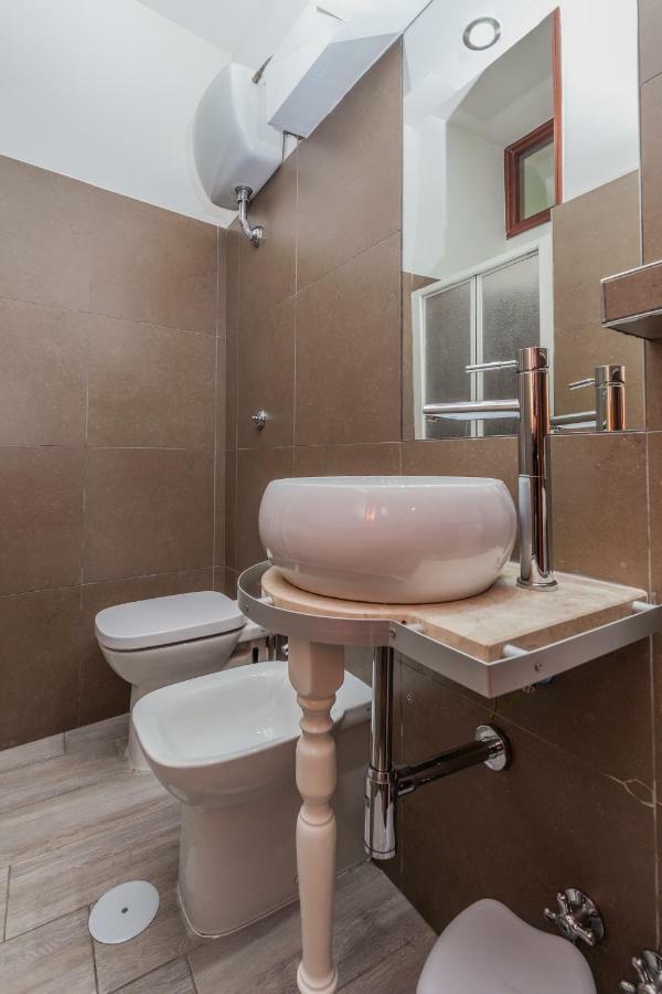 Albergo Della Corte Benevento Bagian luar foto